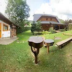 Drevenica Pri Hajenke Zázrivá